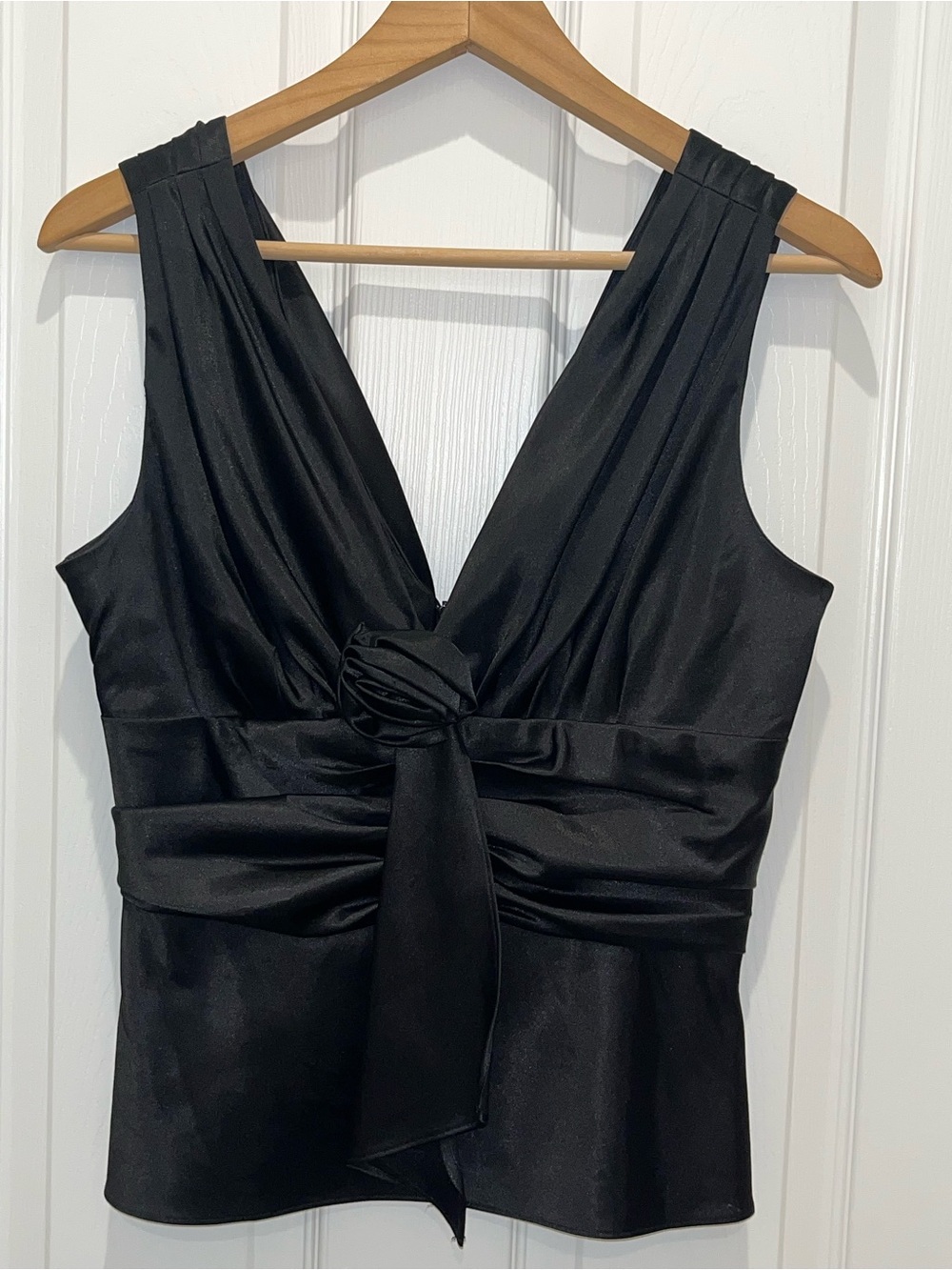VTG DJ Summers Black Sleeveless Knot-Front Satin Blouse